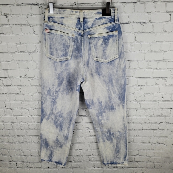 BDG | slim straight high rise bleach wash jeans - Picture 2 of 8